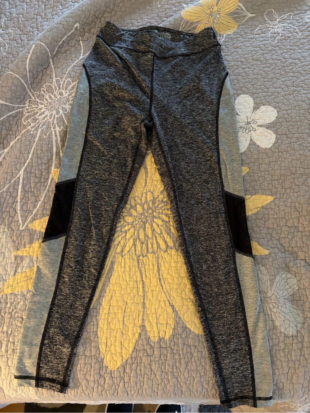 Active Leggings with Side Panels